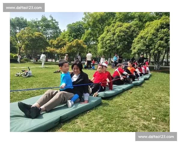 绳彩飞扬大鲍岛!青岛老街里的全民健身嘉年华 绳彩飞扬大鲍岛!青岛老街里的全民健身嘉年华