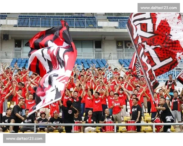 株洲美女球迷燃爆主场!手绘助威株洲队 30 大捷 株洲美女球迷燃爆主场!手绘助威株洲队 30 大捷